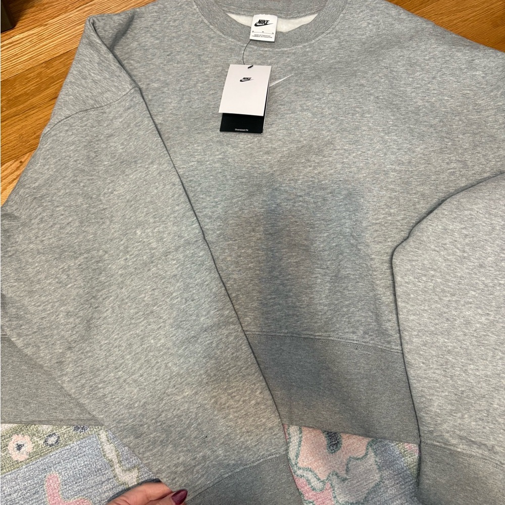 Nike Heather Gray Oversized Crewneck, Medium